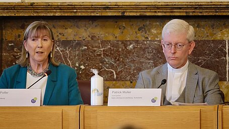 Lydie Polfer, bourgmestre de la Ville de Luxembourg, et le chanoine Patrick Muller, vicaire général.